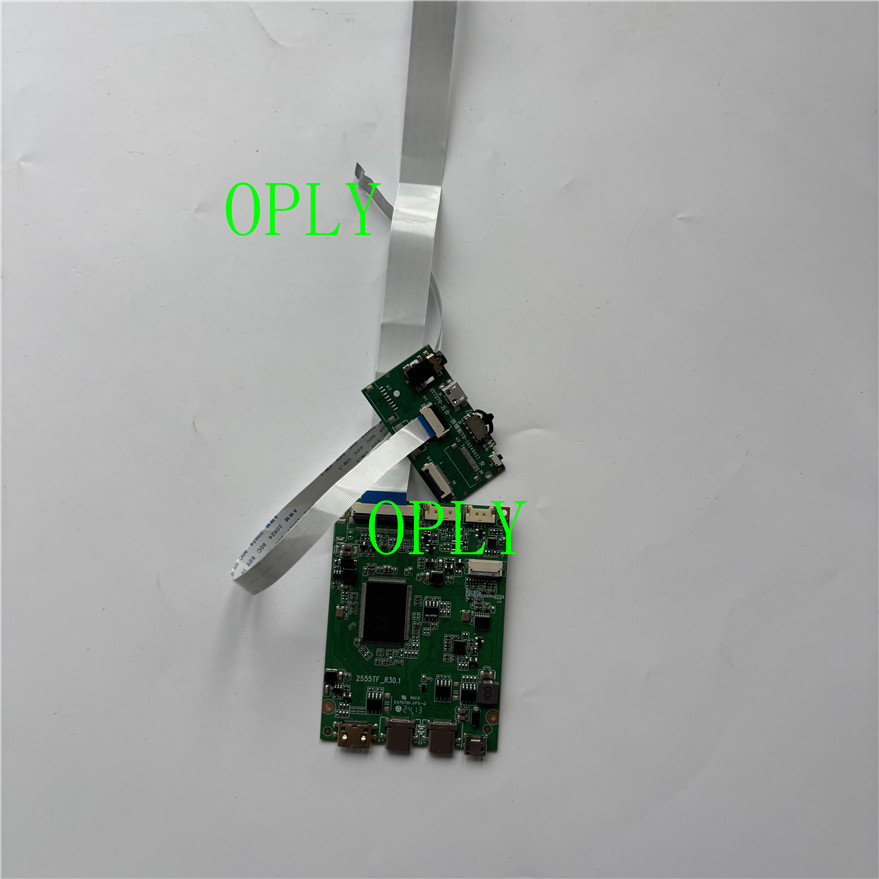 طائرة مزودة بجهاز للتحكم عن بُ - مراجعة Microcontroller Kit وسعره
