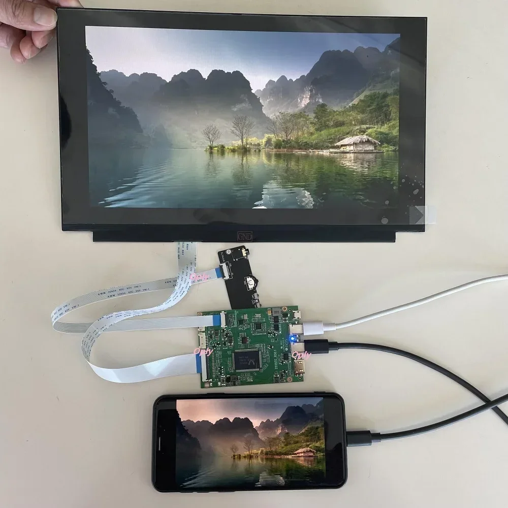 طائرة مزودة بجهاز للتحكم عن بُ - مراجعة Microcontroller Kit وسعره