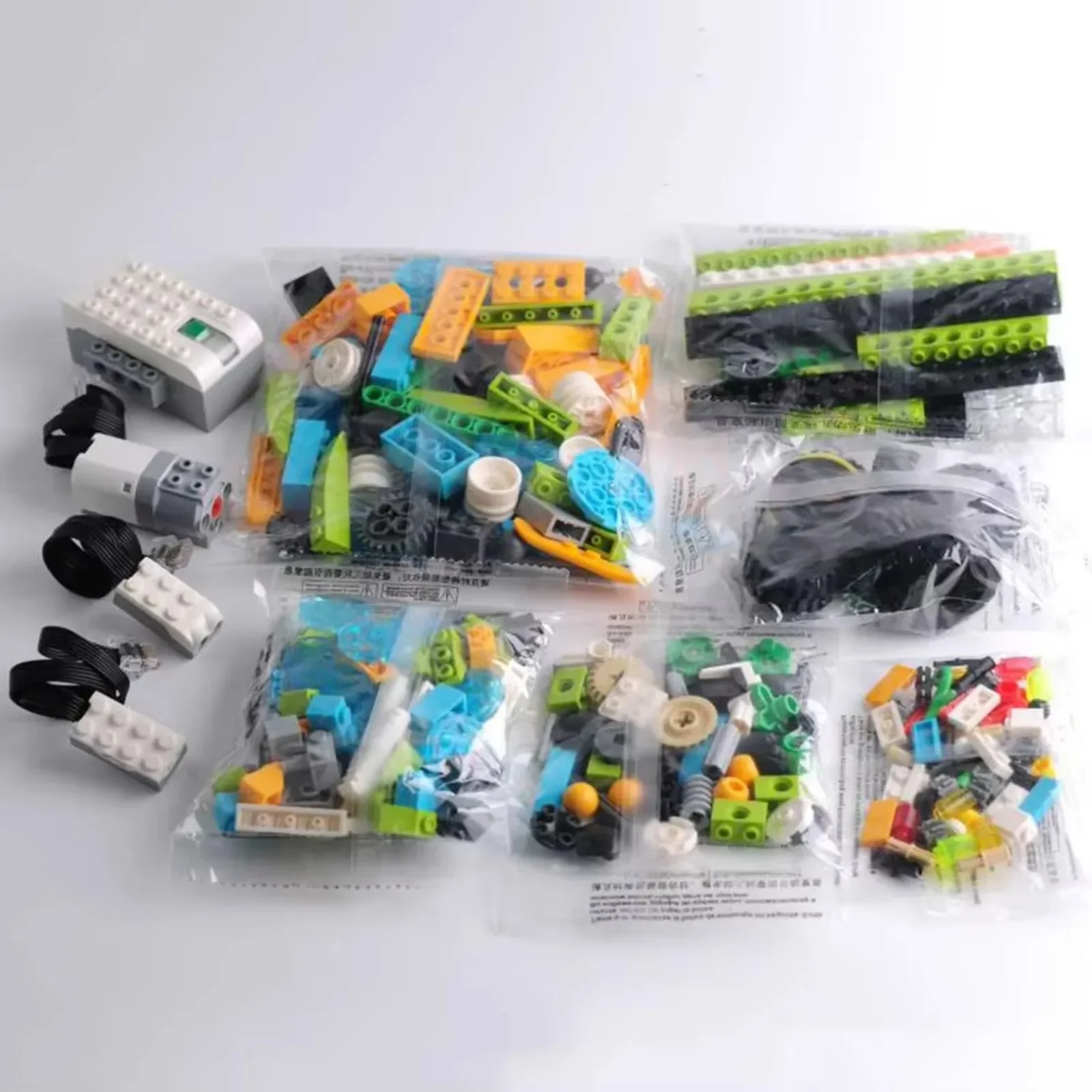 STEM We-do2.0 45300 مجموعة الب - مراجعة Electronics Project Kit وسعره